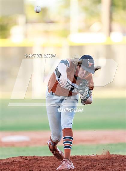 Thumbnail 3 in Lennard @ Armwood photogallery.