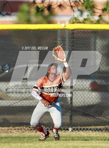 Thumbnail 3 in Lennard @ Armwood photogallery.