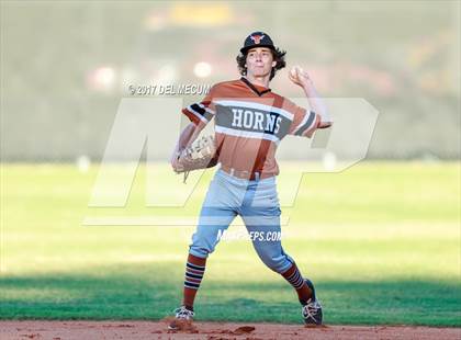 Thumbnail 2 in Lennard @ Armwood photogallery.
