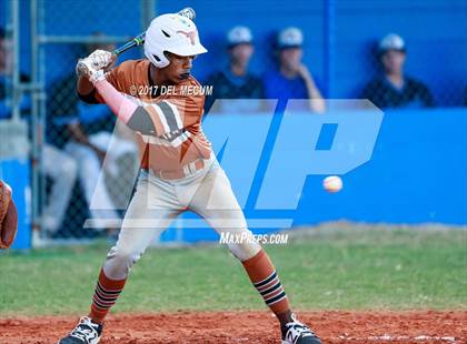 Thumbnail 2 in Lennard @ Armwood photogallery.