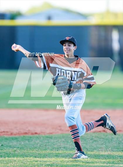 Thumbnail 3 in Lennard @ Armwood photogallery.