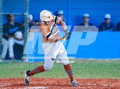 Thumbnail 2 in Lennard @ Armwood photogallery.