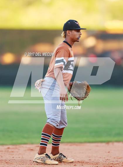 Thumbnail 3 in Lennard @ Armwood photogallery.