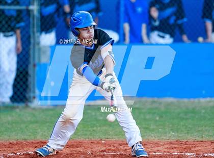 Thumbnail 1 in Lennard @ Armwood photogallery.