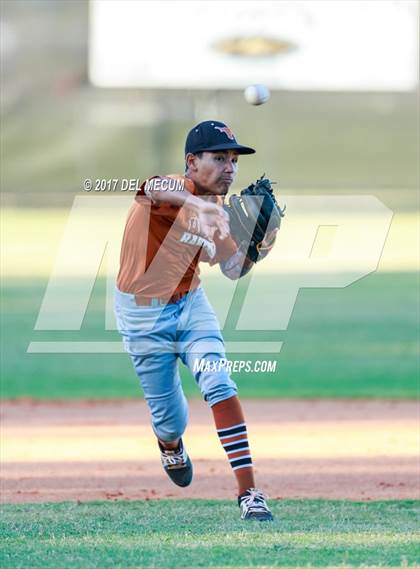 Thumbnail 1 in Lennard @ Armwood photogallery.