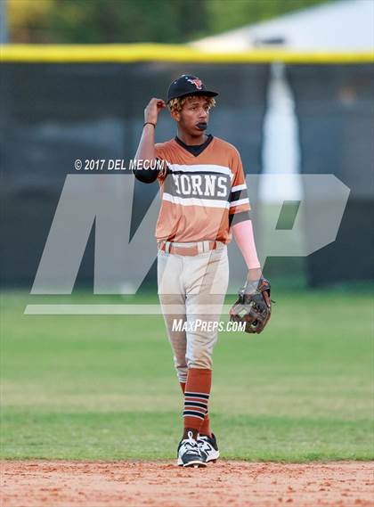 Thumbnail 1 in Lennard @ Armwood photogallery.