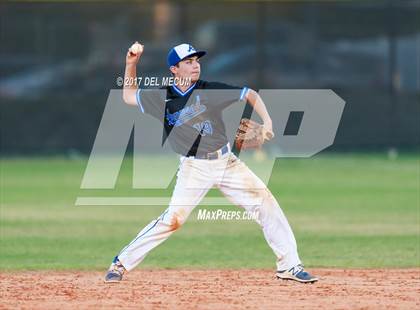 Thumbnail 1 in Lennard @ Armwood photogallery.