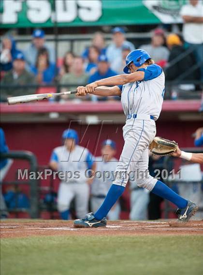 Thumbnail 3 in Grossmont vs Rancho Bernardo (CIF SDS D1 Final) photogallery.