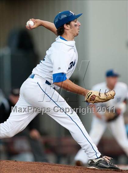 Thumbnail 3 in Grossmont vs Rancho Bernardo (CIF SDS D1 Final) photogallery.