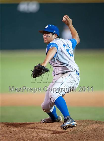 Thumbnail 3 in Grossmont vs Rancho Bernardo (CIF SDS D1 Final) photogallery.