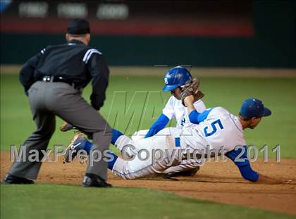 Thumbnail 2 in Grossmont vs Rancho Bernardo (CIF SDS D1 Final) photogallery.