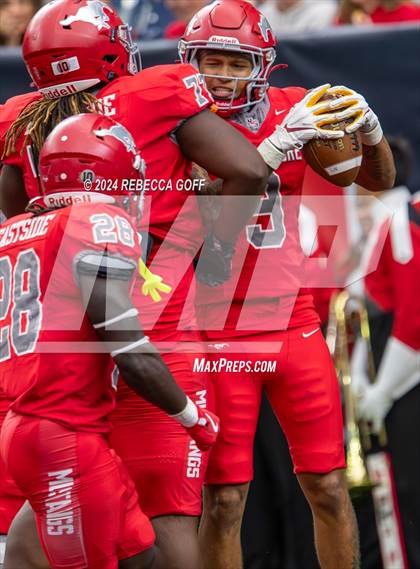 Thumbnail 3 in Katy vs. North Shore (UIL 6A-DI Football Semi-Regional) photogallery.