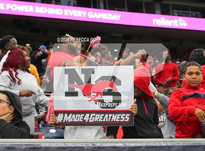 Thumbnail 3 in Katy vs. North Shore (UIL 6A-DI Football Semi-Regional) photogallery.