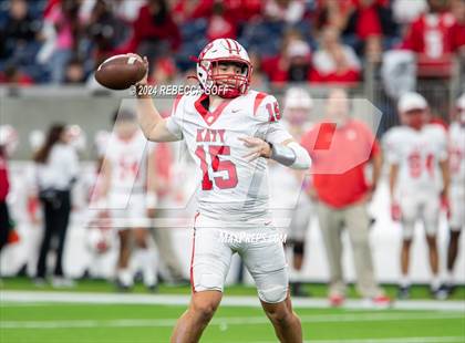 Thumbnail 1 in Katy vs. North Shore (UIL 6A-DI Football Semi-Regional) photogallery.