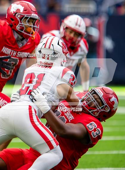 Thumbnail 3 in Katy vs. North Shore (UIL 6A-DI Football Semi-Regional) photogallery.