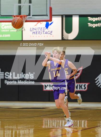 Thumbnail 2 in Lewiston vs. Ridgevue (The Capital Classic) photogallery.