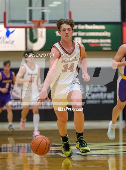 Thumbnail 1 in Lewiston vs. Ridgevue (The Capital Classic) photogallery.