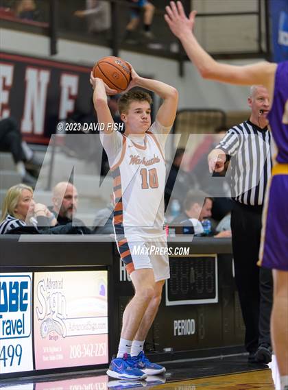 Thumbnail 3 in Lewiston vs. Ridgevue (The Capital Classic) photogallery.