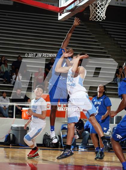 Thumbnail 1 in Sam Rayburn vs. King (McDonald's Texas Invitational) photogallery.