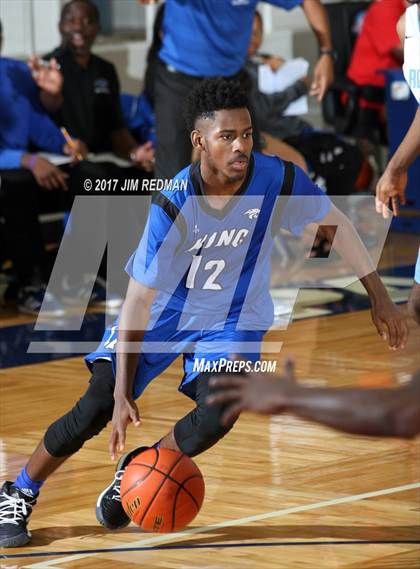 Thumbnail 2 in Sam Rayburn vs. King (McDonald's Texas Invitational) photogallery.