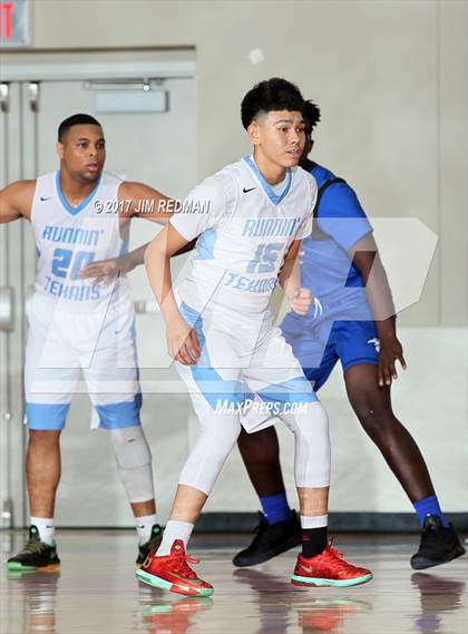 Thumbnail 2 in Sam Rayburn vs. King (McDonald's Texas Invitational) photogallery.