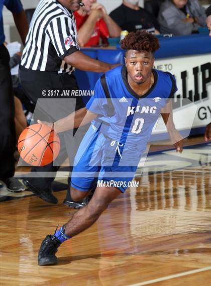 Thumbnail 3 in Sam Rayburn vs. King (McDonald's Texas Invitational) photogallery.