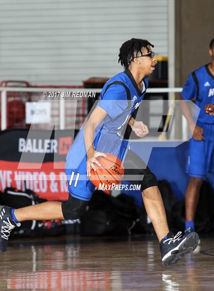 Thumbnail 2 in Sam Rayburn vs. King (McDonald's Texas Invitational) photogallery.