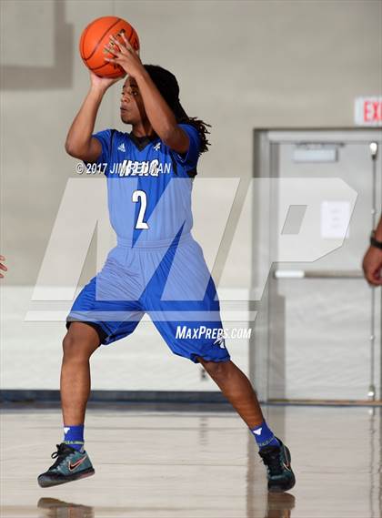 Thumbnail 3 in Sam Rayburn vs. King (McDonald's Texas Invitational) photogallery.
