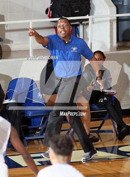 Thumbnail 1 in Sam Rayburn vs. King (McDonald's Texas Invitational) photogallery.