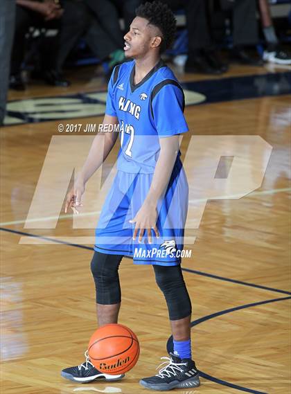 Thumbnail 2 in Sam Rayburn vs. King (McDonald's Texas Invitational) photogallery.