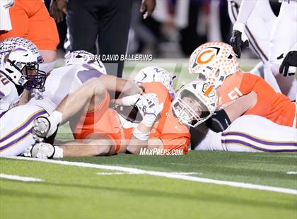 Thumbnail 1 in Celina vs Alvarado (UIL Football 4A Division 1 Region II Final) photogallery.