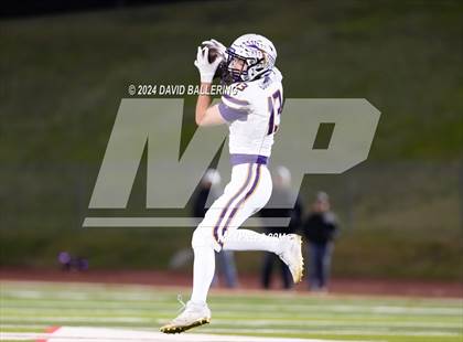 Thumbnail 1 in Celina vs Alvarado (UIL Football 4A Division 1 Region II Final) photogallery.