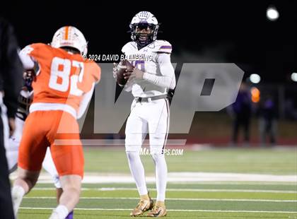 Thumbnail 3 in Celina vs Alvarado (UIL Football 4A Division 1 Region II Final) photogallery.