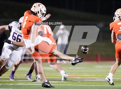 Thumbnail 2 in Celina vs Alvarado (UIL Football 4A Division 1 Region II Final) photogallery.