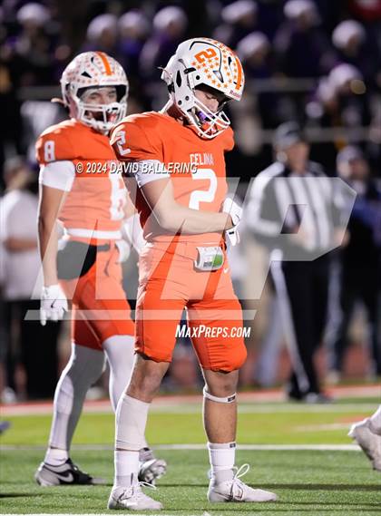 Thumbnail 2 in Celina vs Alvarado (UIL Football 4A Division 1 Region II Final) photogallery.