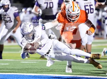 Thumbnail 1 in Celina vs Alvarado (UIL Football 4A Division 1 Region II Final) photogallery.