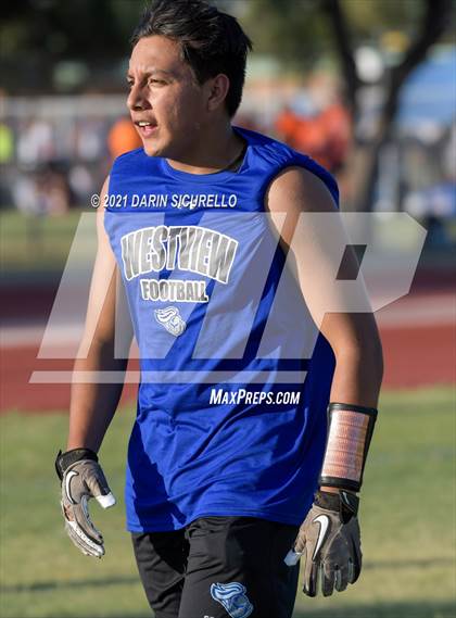 Thumbnail 3 in O'Connor vs Westview (Cactus Duel Out West 7-on-7 Tournament) photogallery.