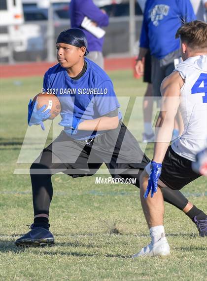 Thumbnail 1 in O'Connor vs Westview (Cactus Duel Out West 7-on-7 Tournament) photogallery.