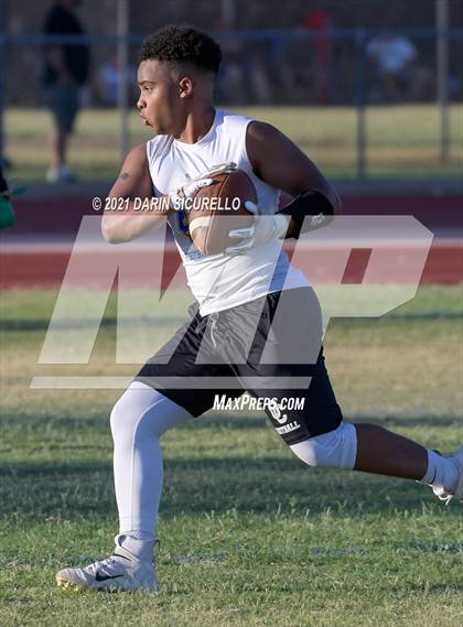 Thumbnail 1 in O'Connor vs Westview (Cactus Duel Out West 7-on-7 Tournament) photogallery.