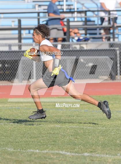 Thumbnail 1 in O'Connor vs Westview (Cactus Duel Out West 7-on-7 Tournament) photogallery.