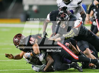 Thumbnail 2 in Coppell vs. Cedar Ridge (UIL 6A D1 Regional Playoff) photogallery.