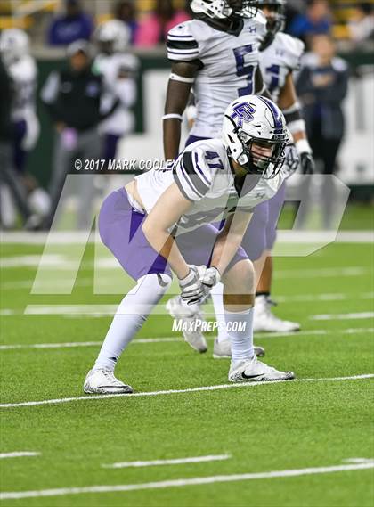 Thumbnail 2 in Coppell vs. Cedar Ridge (UIL 6A D1 Regional Playoff) photogallery.
