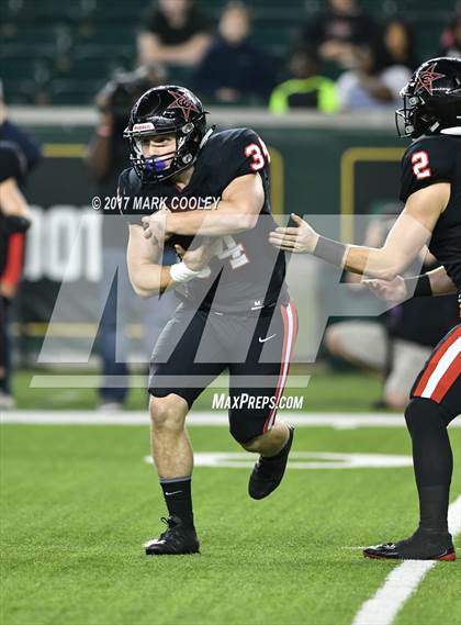 Thumbnail 3 in Coppell vs. Cedar Ridge (UIL 6A D1 Regional Playoff) photogallery.