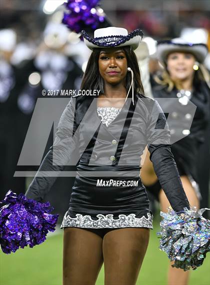 Thumbnail 3 in Coppell vs. Cedar Ridge (UIL 6A D1 Regional Playoff) photogallery.