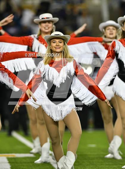 Thumbnail 3 in Coppell vs. Cedar Ridge (UIL 6A D1 Regional Playoff) photogallery.