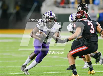 Thumbnail 3 in Coppell vs. Cedar Ridge (UIL 6A D1 Regional Playoff) photogallery.
