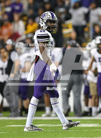 Thumbnail 2 in Coppell vs. Cedar Ridge (UIL 6A D1 Regional Playoff) photogallery.