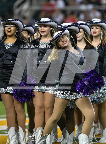 Thumbnail 3 in Coppell vs. Cedar Ridge (UIL 6A D1 Regional Playoff) photogallery.