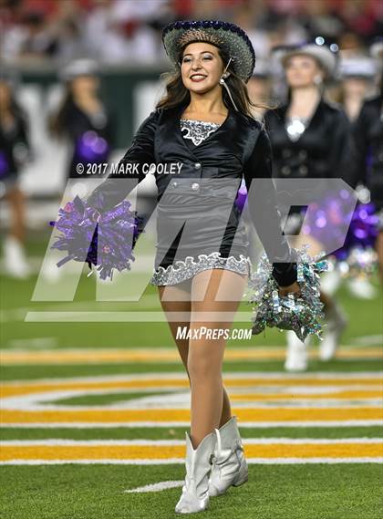 Thumbnail 2 in Coppell vs. Cedar Ridge (UIL 6A D1 Regional Playoff) photogallery.