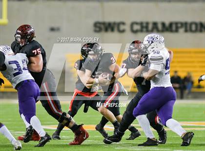 Thumbnail 1 in Coppell vs. Cedar Ridge (UIL 6A D1 Regional Playoff) photogallery.